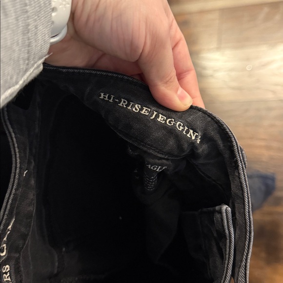 American Eagle Outfitters Women’s Dark Gray Skinny Jeans - Picture 4 of 5